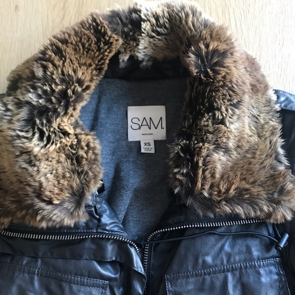 SAM. Jacket/vest, short, real rabbit fur collar - Picture 3 of 8